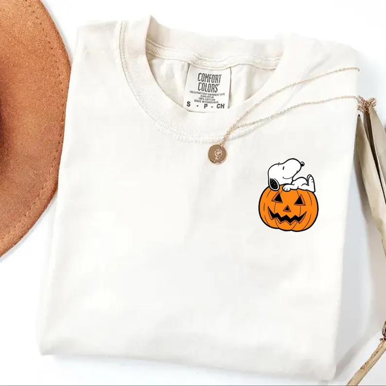 Dog Halloween Pumpkin Graphic Shirt – Spooky Season Tee